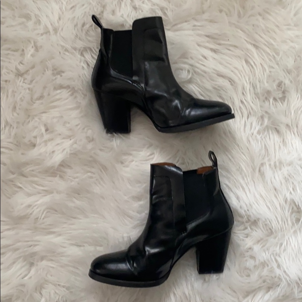 H&M genuine leather block heel chelsea boots